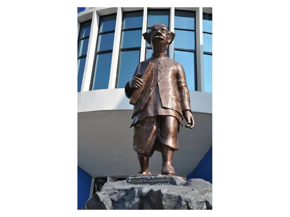 FF Daily #351: The politician and the cartoonist